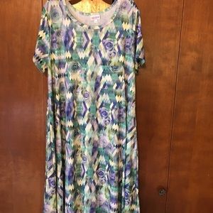 LuLaroe Carley size Medium with breast pocket